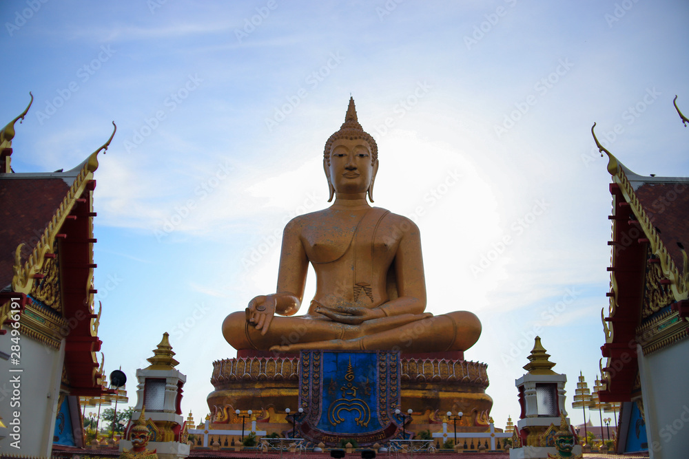 Obraz premium buddha statue in thailand
