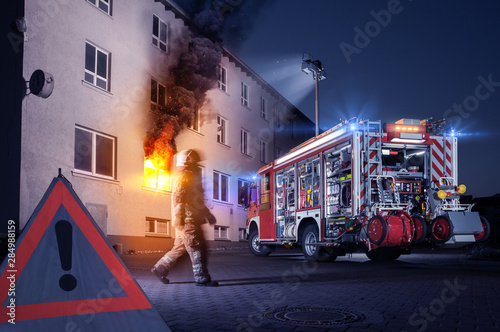 Feuerwehr Gebäudebrand photo