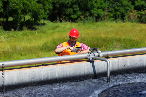 Monitor procces of filterng water