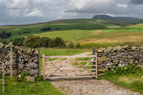 Hikking between Langcliffe and Stainforth in the Yorkshire Dales National Park passing Catrigg Force