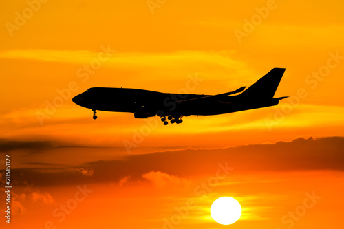 Boeing 747 Sunrise