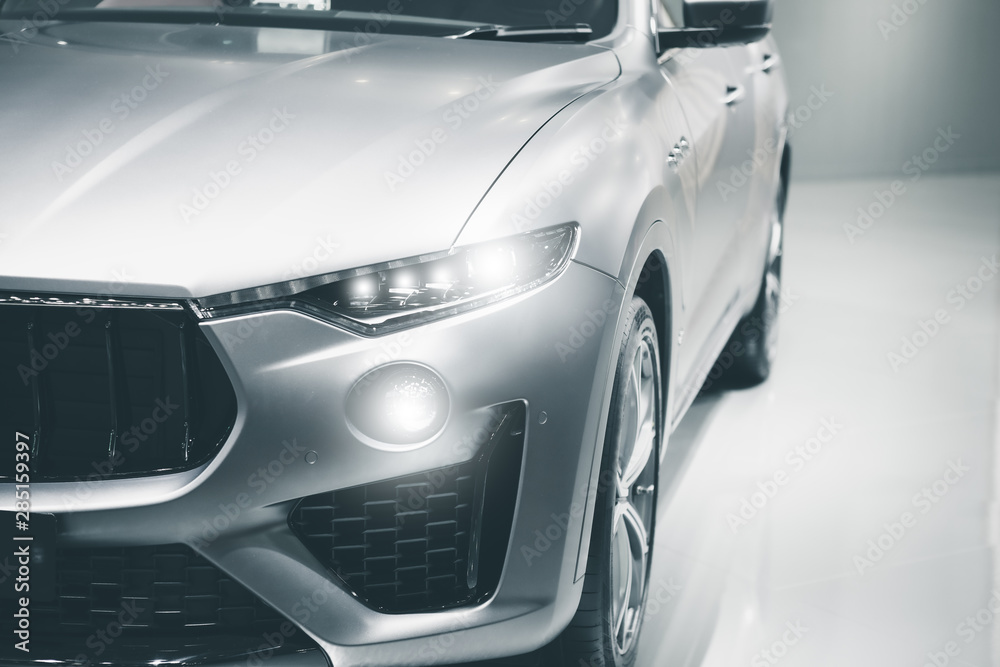 Headlight car Projector/LED of a modern luxury technology Headlight car Projector/LED of a modern luxury technology