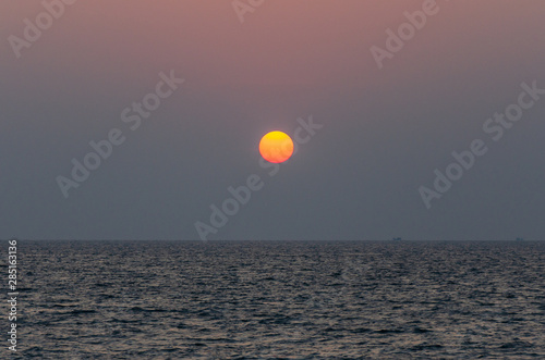Fototapeta Naklejka Na Ścianę i Meble -  sunset sea