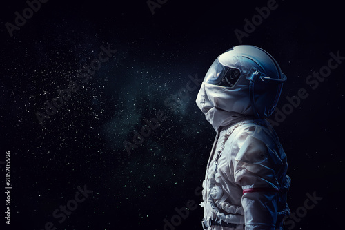 Fotografia Spaceman in space, a spacewalk