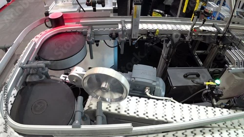 Intelligent Conveyor