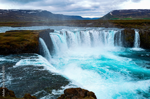 Iceland, natural wonders and traditions