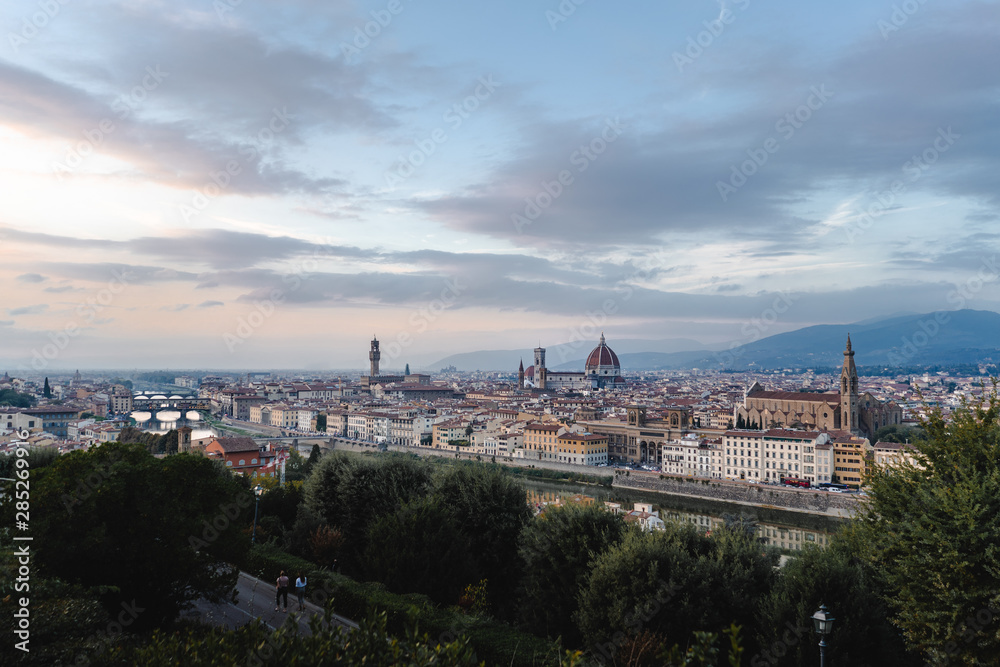 Fototapeta premium View of the beautiful city of Florence