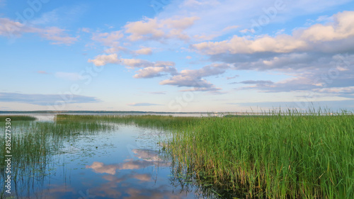 Fototapeta Naklejka Na Ścianę i Meble -  Plescheevo-lake in Pereslavl-Zalessky, Russia. Picturesque landscape view