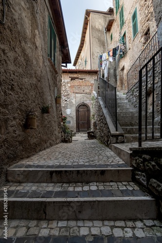 Fototapeta Naklejka Na Ścianę i Meble -  Scorcio di Olevano Romano - Roma - Lazio - Italia