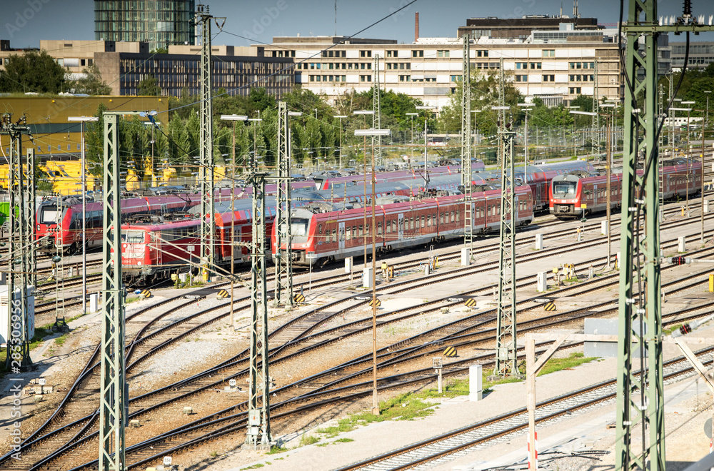 München: S-Bahn Gleise am Hirschgarten