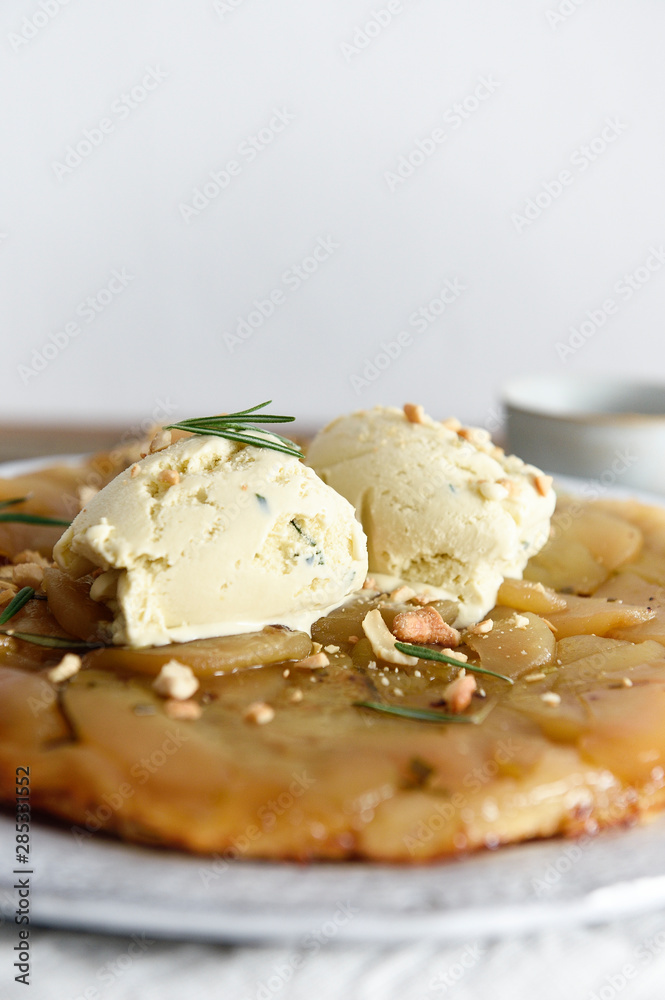 Apple Tarte Tatin Apple Tarte Tatin