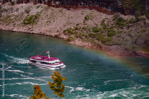 Maid of the Mist Niagara Falls Boat Tour with Rainbow