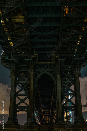 Manhattan Bridge from underneath © Adriana