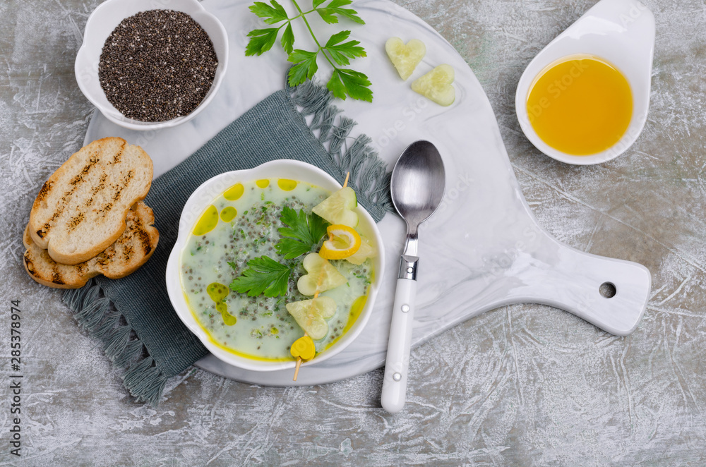 Cold green vegetable soup Cold green vegetable soup