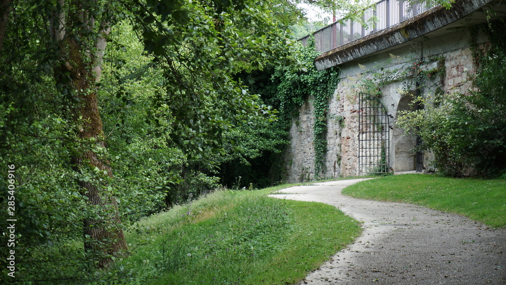 A path near of the Lot river in Cahors, France