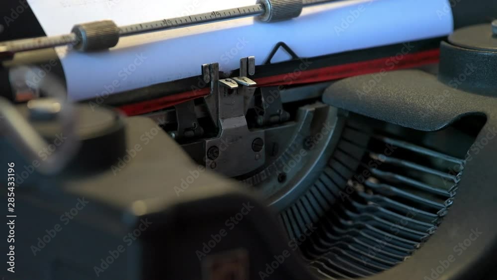 macchina da scrivere, modello italiano del 1936 
