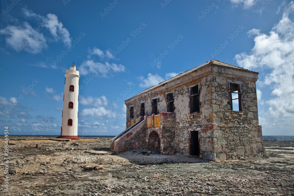 Spelonk Lighthouse with Ruins of Lighthouse Keeper's House, Bonaire