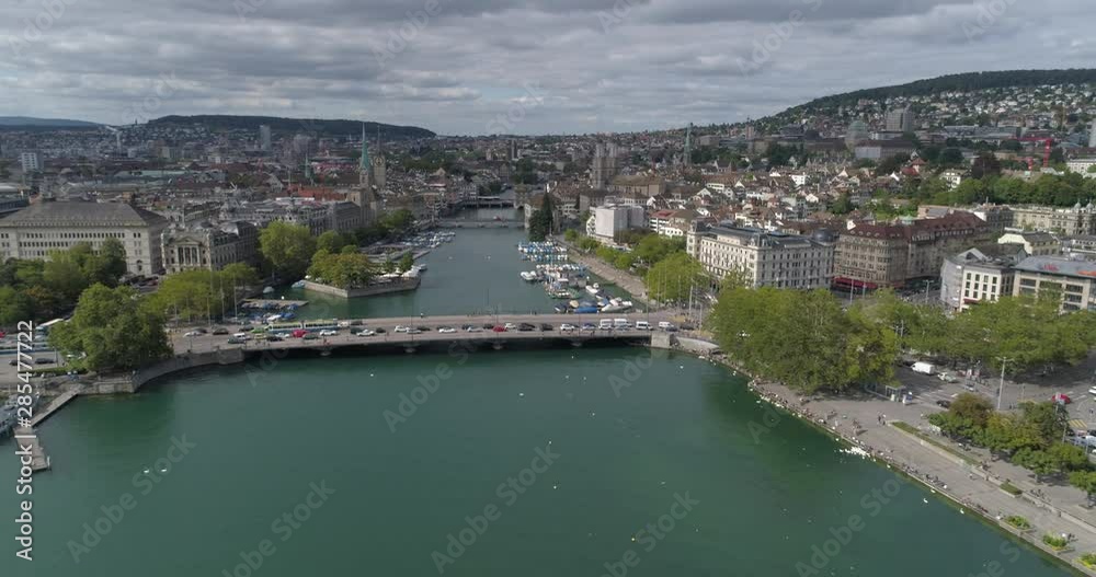 Zürich Quaibrücke approach - Aerial 4K Zürich Quaibrücke approach - Aerial 4K