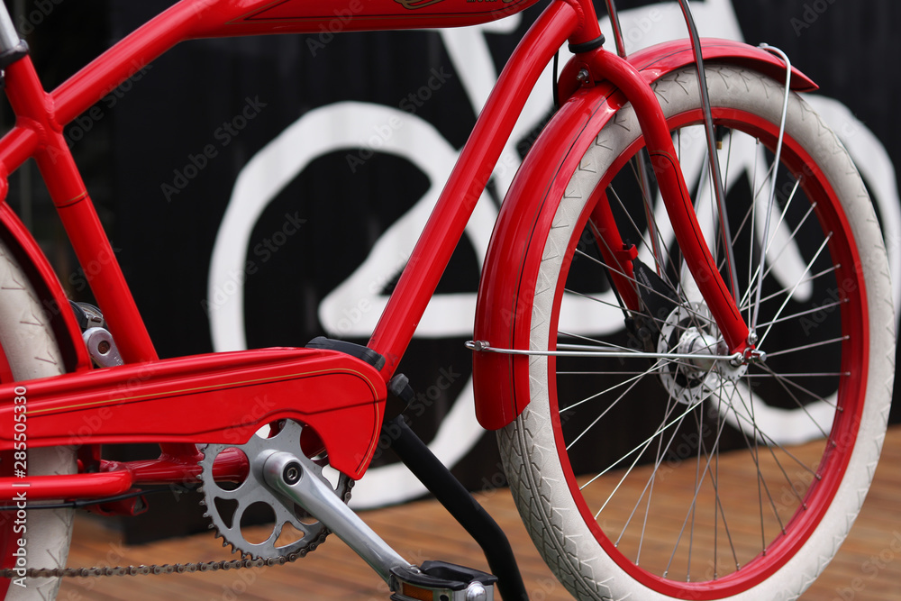 new red bike - detailed view