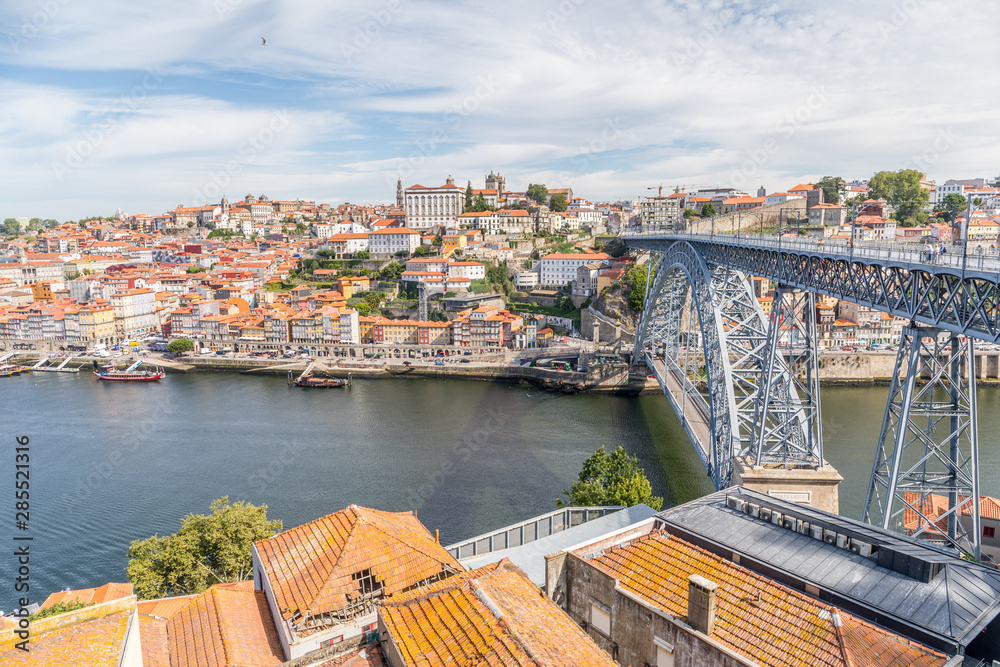 Vue sur Porto et le pont Dom-Luís 