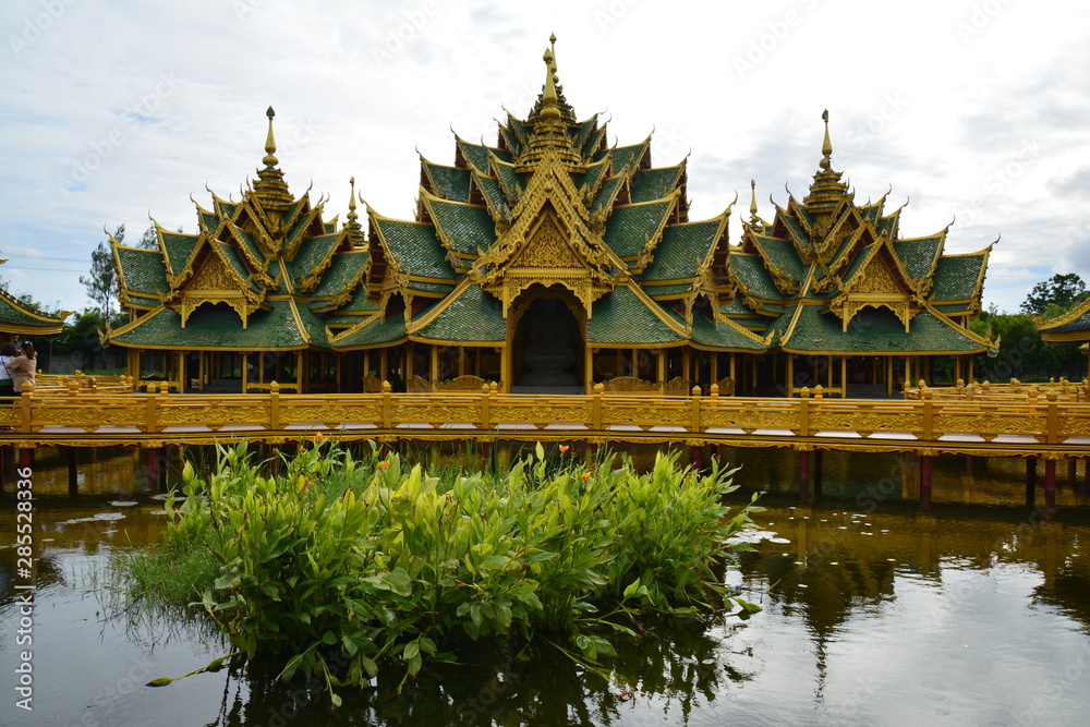 Fototapeta premium Magnifique Temple Thaïlande Asie
