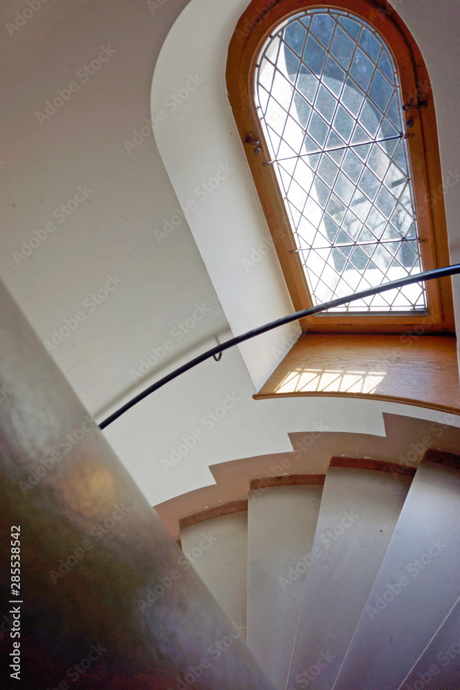 Fototapeta premium escaleras de caracol
