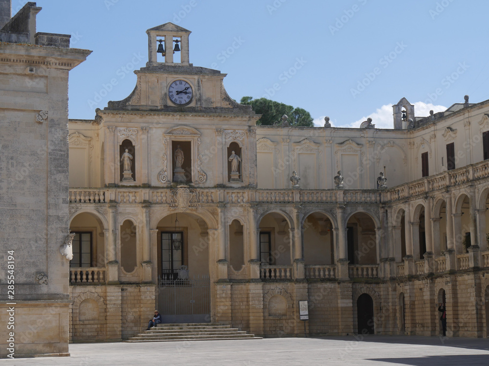 Lecce –  Seminary. It has a baroque facade commissioned by Bishop Pignatelli and it is situated in Piazza Duomo of Lecce.