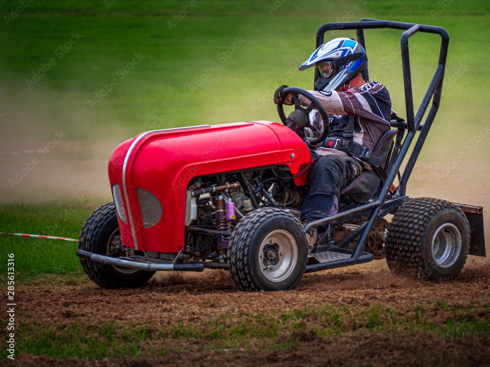 Lawn Mower Race with Tuned engines which cut the grass with their