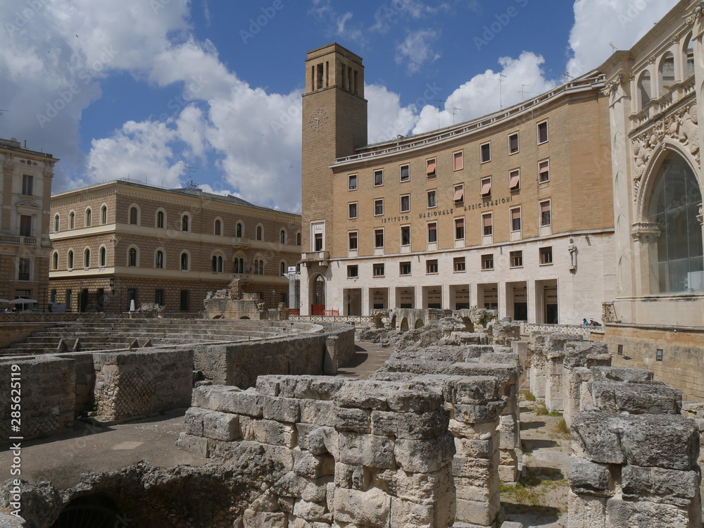 Lecce –  Roman amphitheater. It is an elliptical arena, around which the steps develop and it is situated in St Oronzo Square of Lecce.