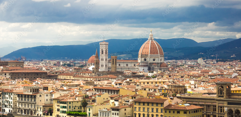  Florence, Cathedral of Santa Maria del Fiore. Italy