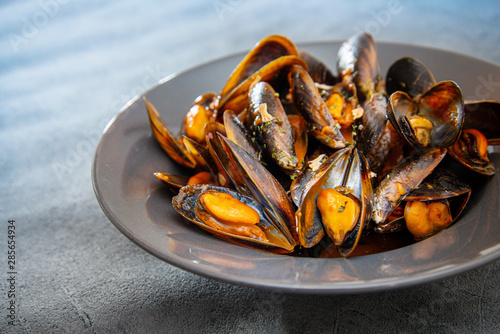 Italian Steamed Mussels cooked in Provencale style