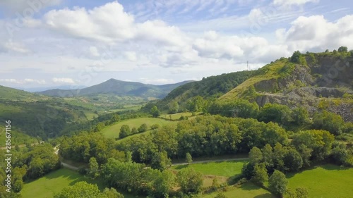 VALLEYS AND MOUNTAINS OF CAUREL..LIVESTOCK REGION. WAY OF SANT JAMES