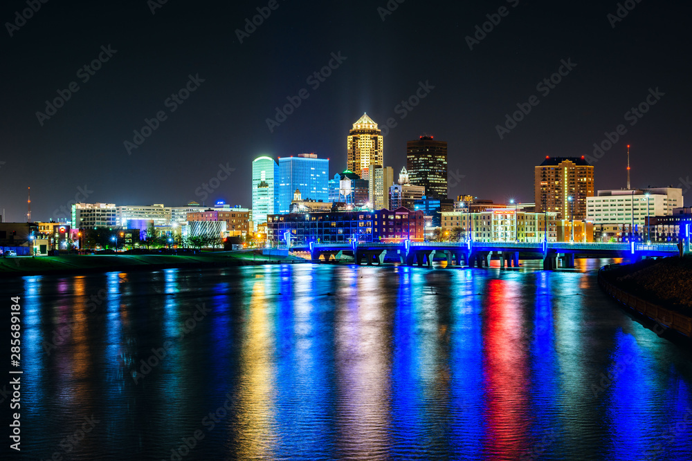 Des Moines Reflections at Night