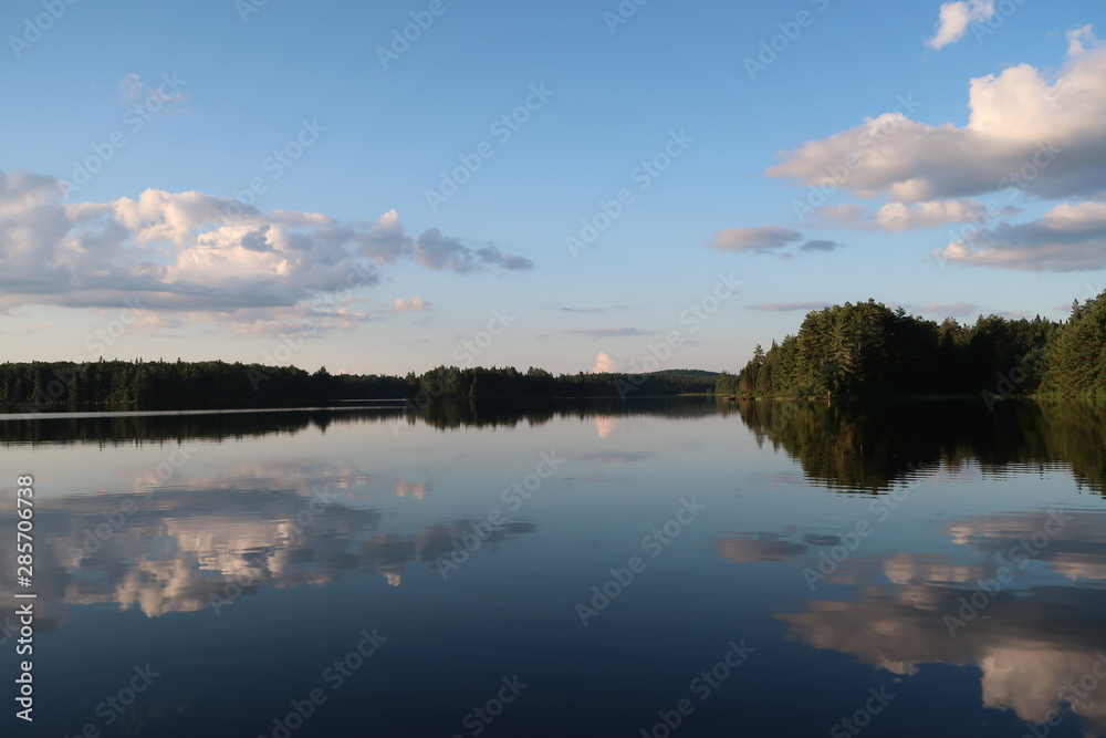 Fototapeta premium Rain Lake, Algonquin Provincial Park, Canada