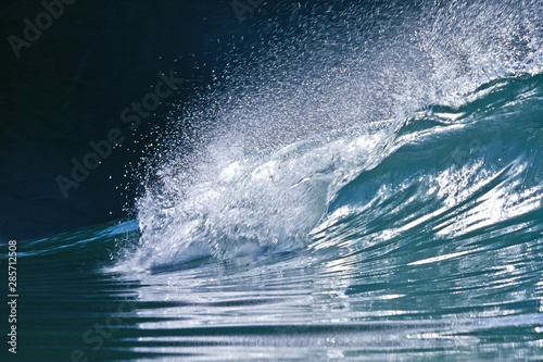 Clear Wave © Rubens