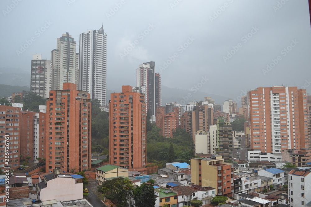 Fototapeta premium City gray sky