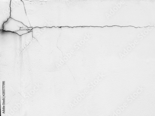 crack white wall background