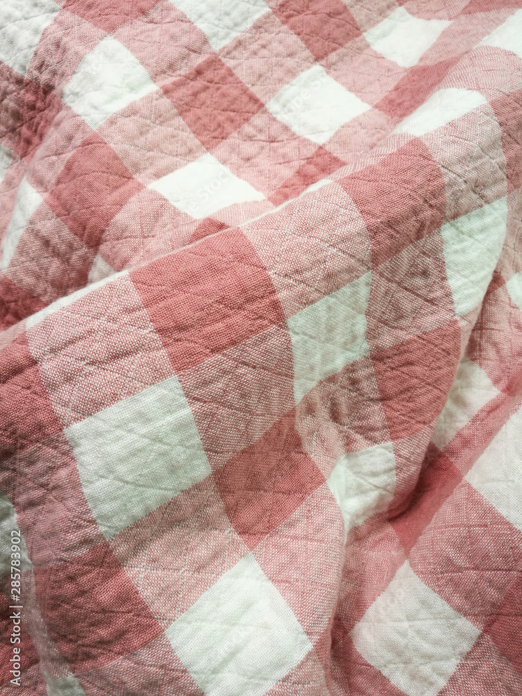 Pink checkered cotton blanket Pink checkered cotton blanket