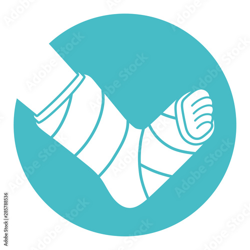 Orthopedic plaster cast icon, broken leg, bone fracture