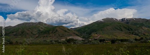 A beautiful landscape of Utah with beautiful mountains