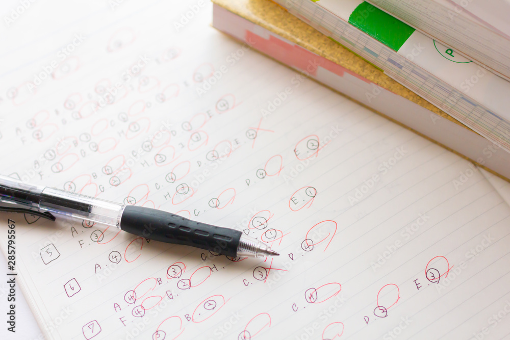 本とノートとペンで受験勉強 本とノートとペンで受験勉強