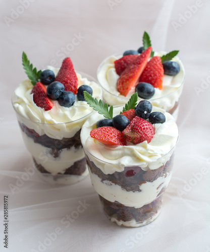yogurt with fresh berries