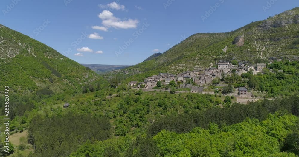 Montbrun, Tarn gorge, Lozère, France Montbrun, Tarn gorge, Lozère, France