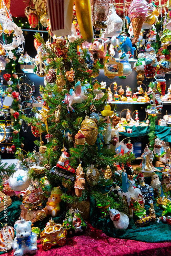 Glass Christmas tree decorations Christmas market Germany