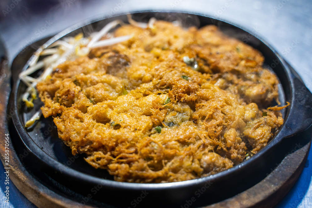 crispy fried mussel pancake Thai recipe crispy fried mussel pancake Thai recipe