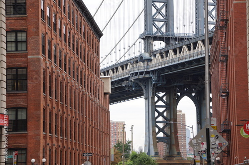 Fototapeta Naklejka Na Ścianę i Meble -  Dumbo and Manhattan Bridge