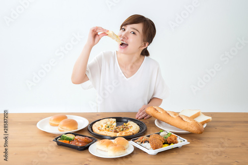 Fotografia 食べる女性