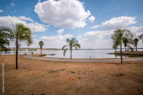 A beautiful view of Paranoa Lake in Brasilia, Brazil © joseduardo