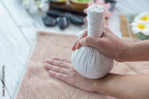 Hand spa, compress ball