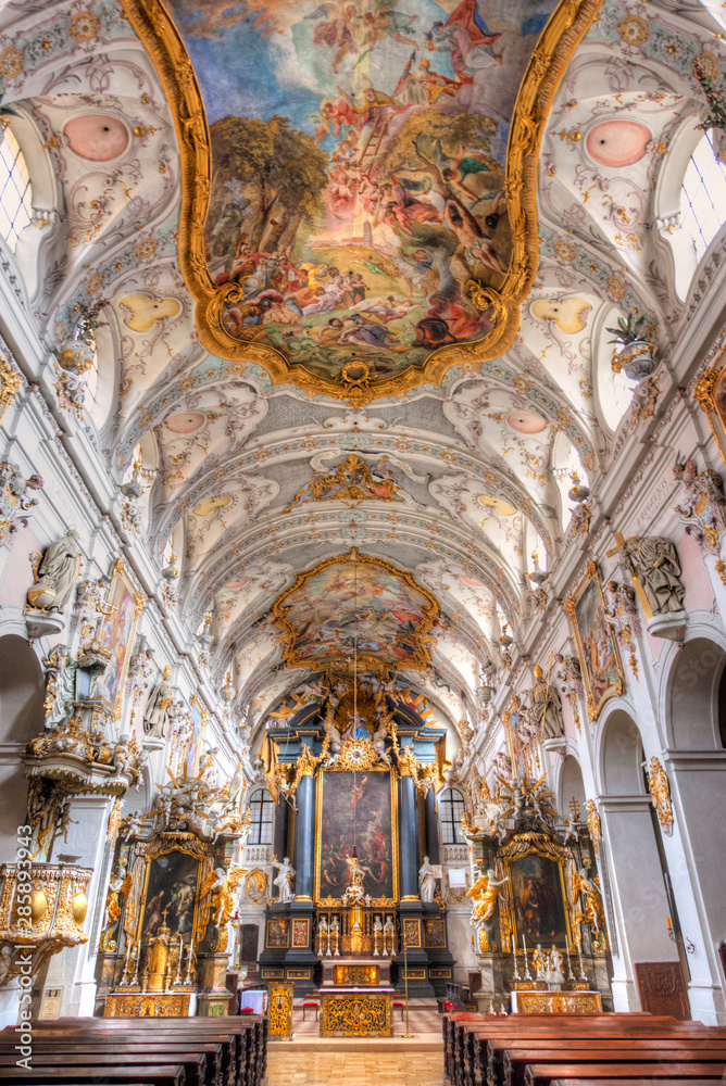 Deckengewölbe des Klosters Sankt Emmerim in Regensburg